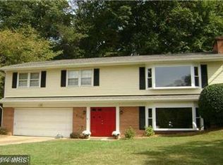 6129 Beech Tree Dr, Alexandria, VA 22310