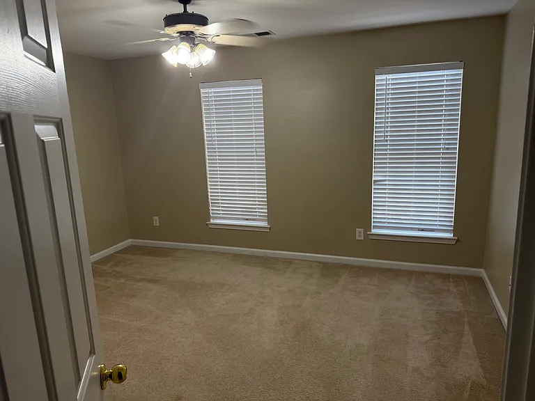 128 Autumn Falls Dr — Photo 42