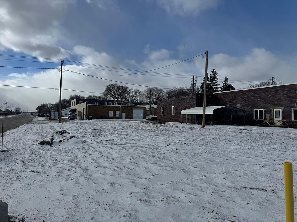 1st image of 11 N Main St