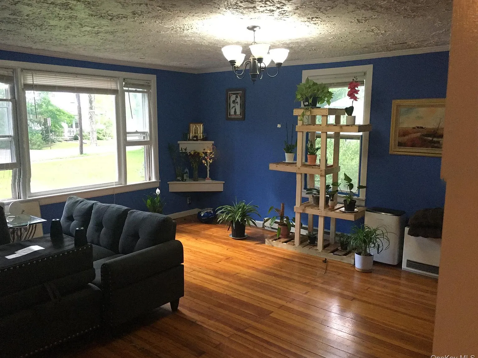 4 bed, 2.0 bath, 3448 sqft, $2,500 — Photo 3