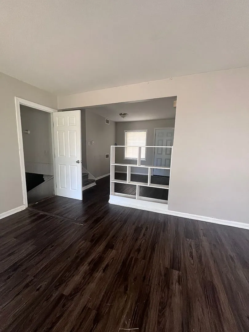 Great Property in quite Neighborhood — Photo 3