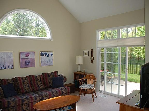 3rd image of 30136 Shadow Creek Dr #12
