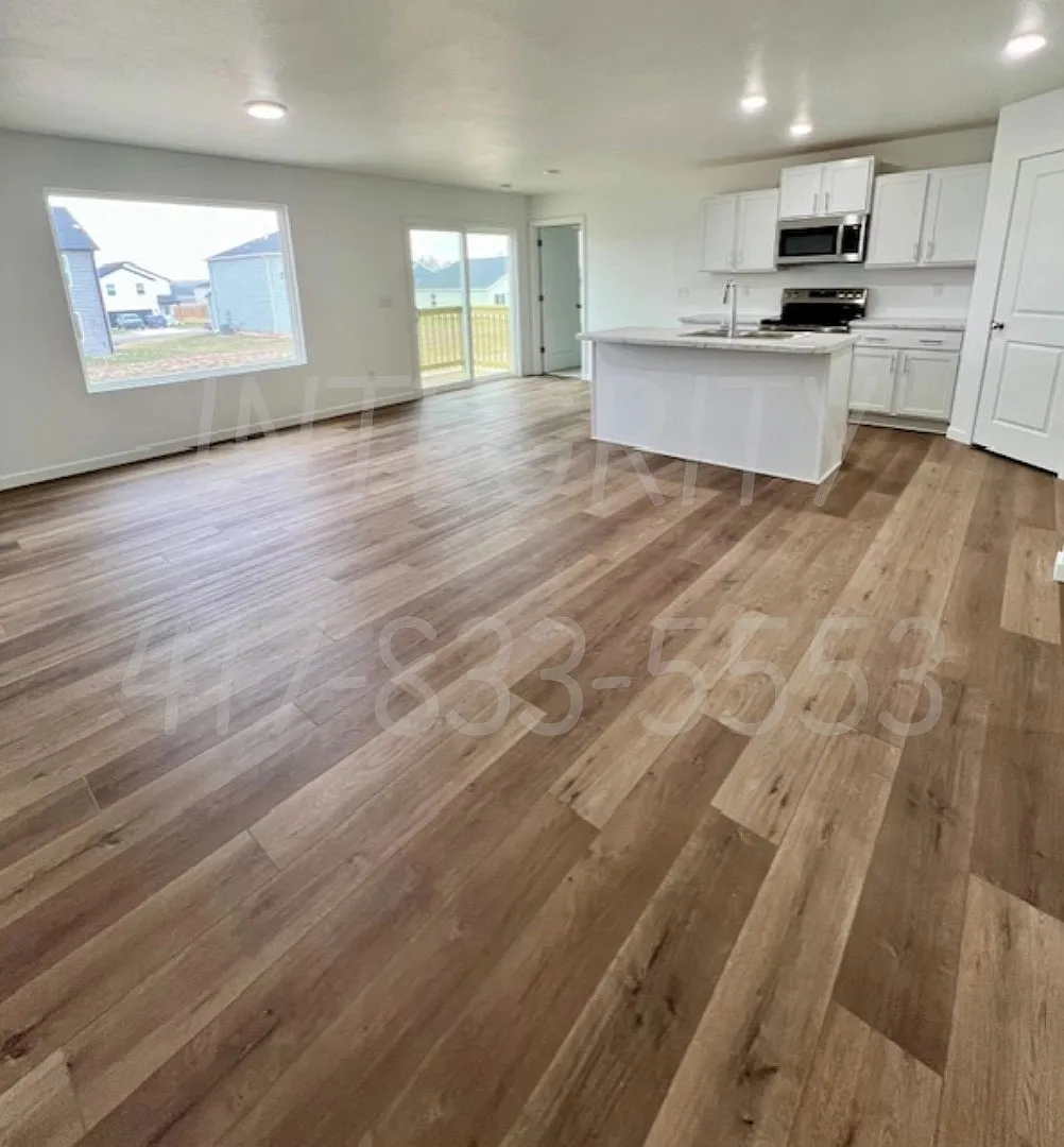 4 bed, 1610 sqft, $2,000 — Photo 4