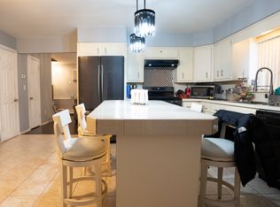 385 Westervelt Pl, Lodi, NJ 07644