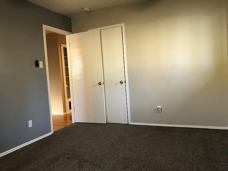75 S Everett St #A — Photo 12