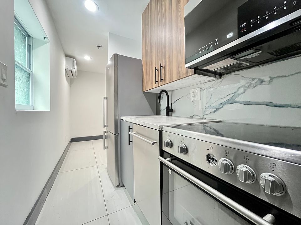 1st image of 1614 Harrison St #12