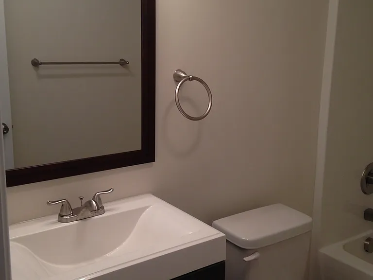 1139 E Ocean View Ave — Photo 4