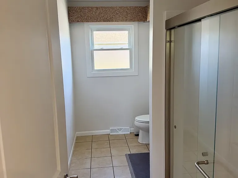 700 McCarthy St — Photo 6