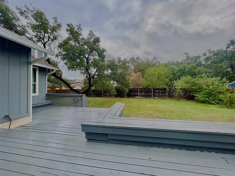 11917 Meadowfire Dr — Photo 35