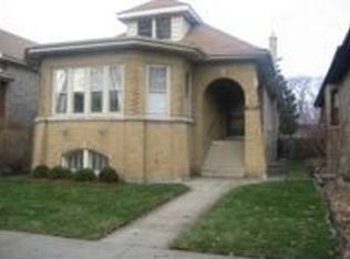 2646 W Farwell Ave, Chicago, IL 60645