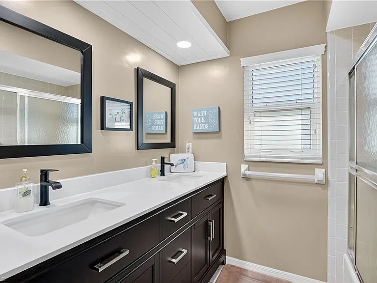 5060 Coldstream Ln — Photo 26