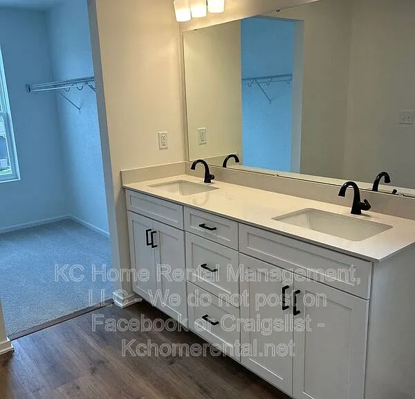 8716 SW Edgewater Dr — Photo 11