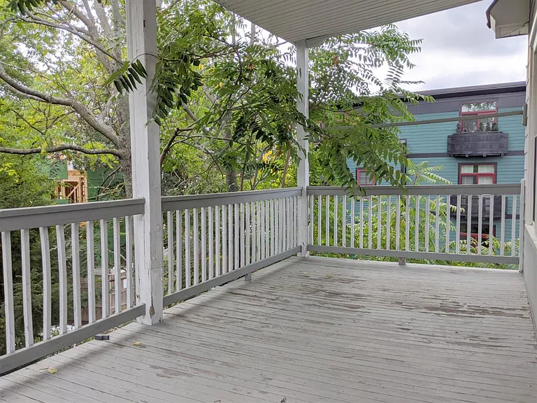 392 Washington St — Photo 22