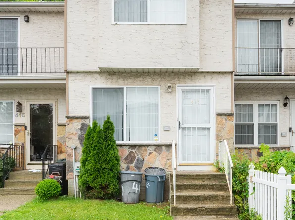 417 Skyline Drive image 1 of 21