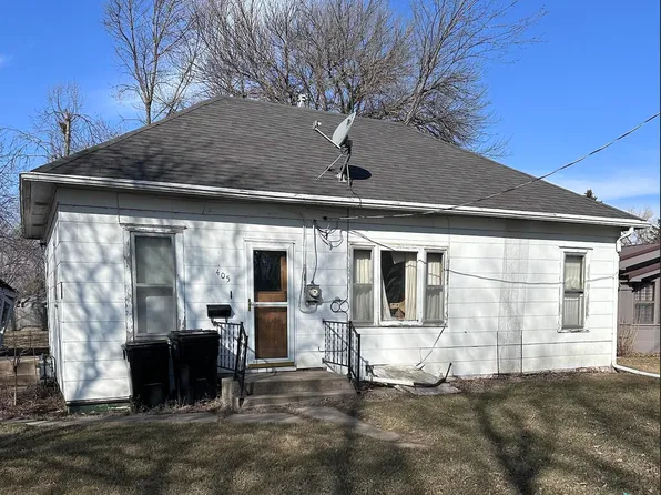 405 S Poplar St, Worthing, SD 57077