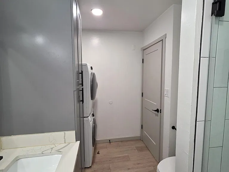 4036 E Moreland St #B — Photo 14