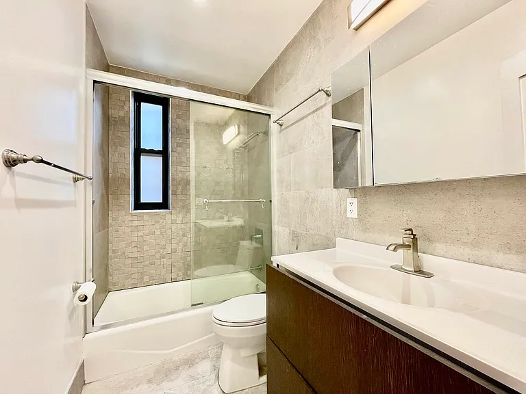 24 Charles St #7 — Photo 8