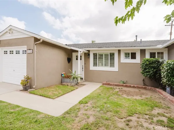 6124 N Fairvale Dr, Azusa, CA 91702