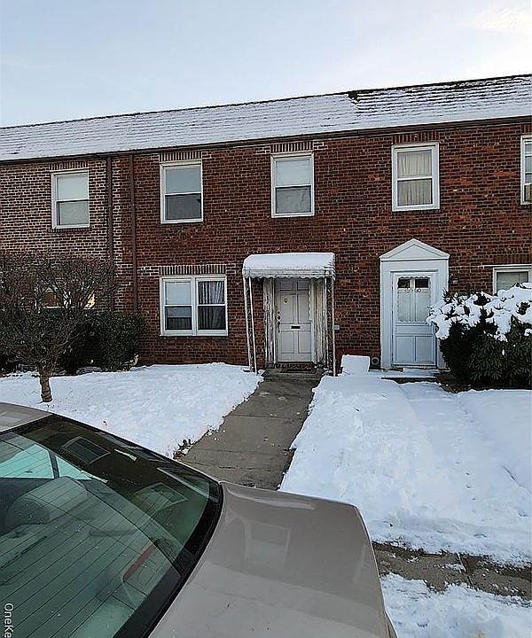 2nd image of 16662 22nd Ave