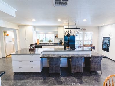 5200 Irvine Blvd SPACE 328, Irvine, CA, 92620