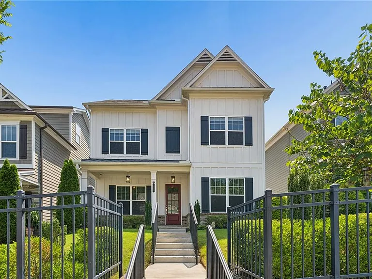 1821 Sanford Dr NW — Photo 1