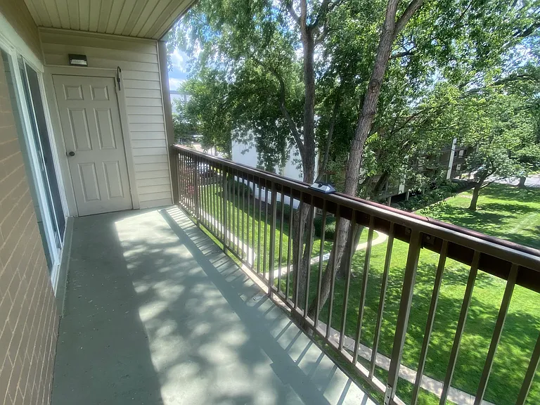 7420 Lakeview Dr #W405 — Photo 18