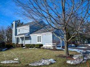 22 Oak Creek Trl, Madison, WI 53717