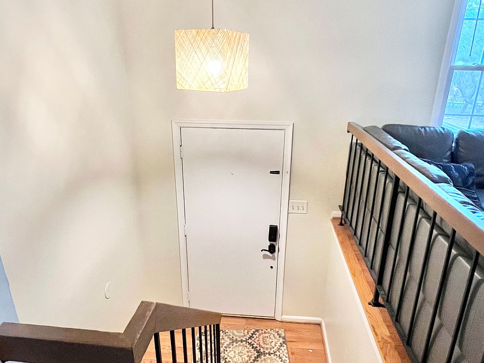 Entrance Steps Leading to Main Level