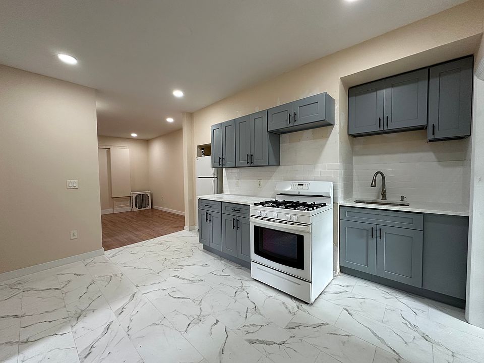 1st image of 85 Clifton Ave Floor 3
