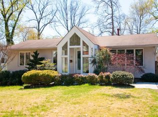 6310 Marjory Ln, Bethesda, MD 20817