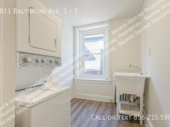 5th image of 4811 Baltimore Ave #3