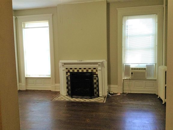 2nd image of 121 E 36th St APT 5
