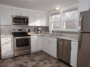 1171 Lewiston Rd, Topsham, ME 04086