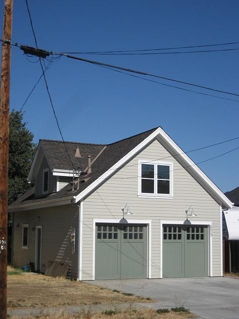 Private garage to the right.....unit is 2 floors and private