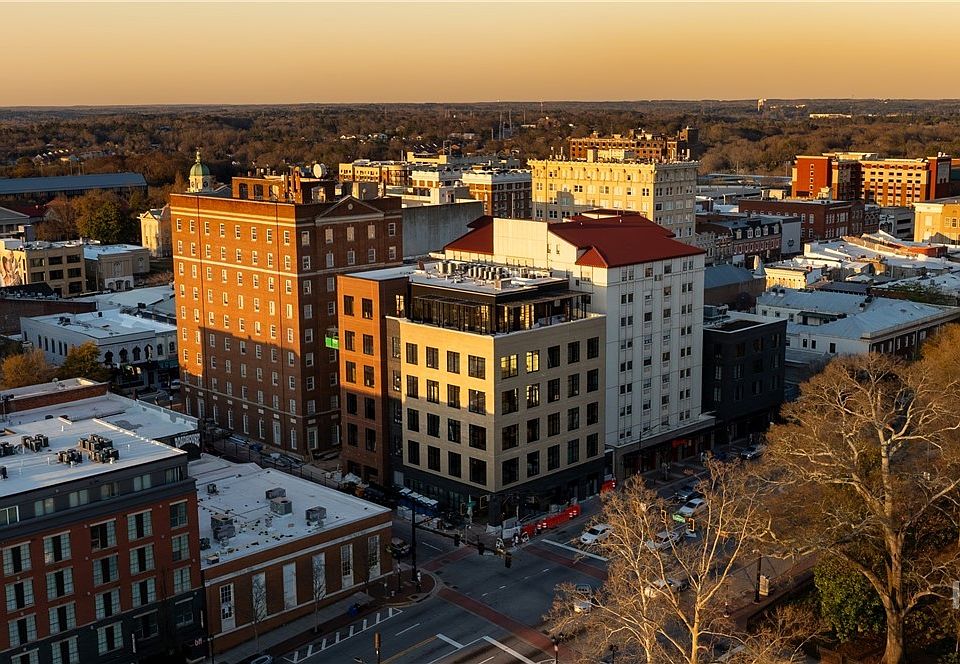 1st image of 115 E Broad Street #2B