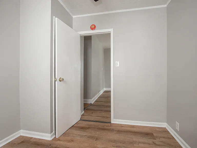 3635 W 46th St #1 — Photo 10