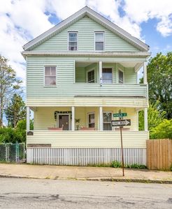 126 Arnold St, New Bedford, MA, 02740