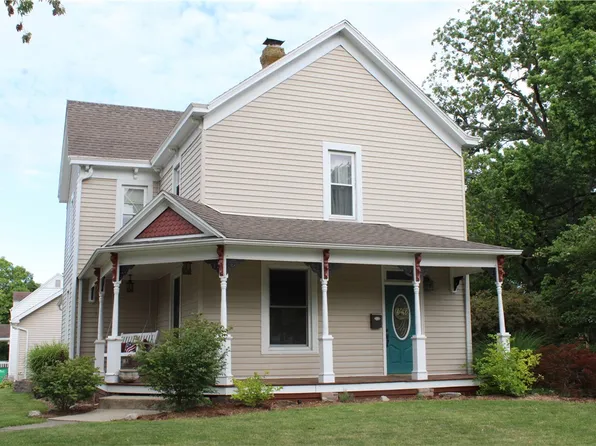 802 N Broadway St, Shelbyville, IL 62565