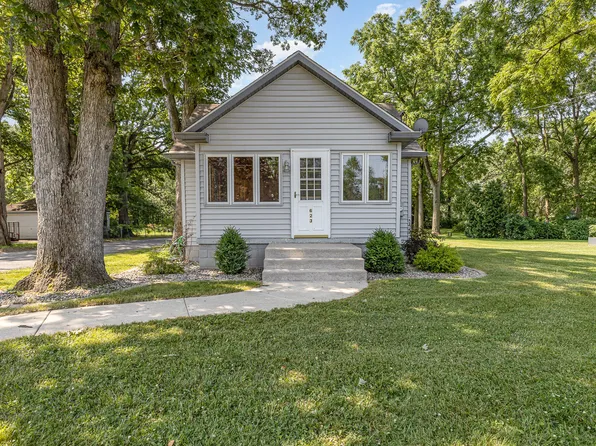 623 W 8th St, Hobart, IN 46342