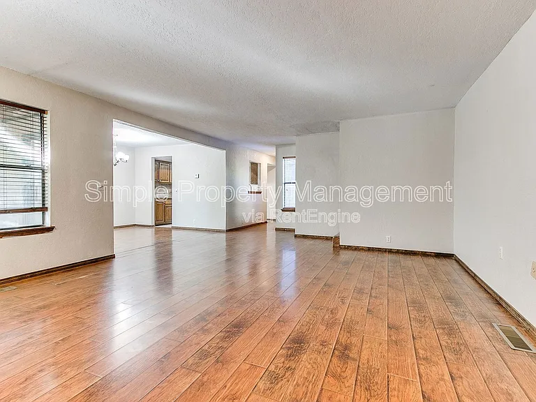 3716 Summer Cloud Dr — Photo 16