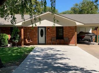 509 Commerce St, Kemp, TX 75143