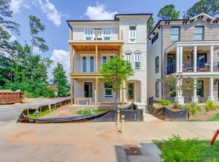 200 Villa Magnolia Ln, Alpharetta, GA 30009