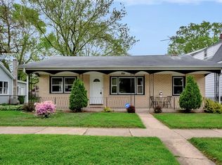 9109 S 53rd Ave, Oak Lawn, IL 60453