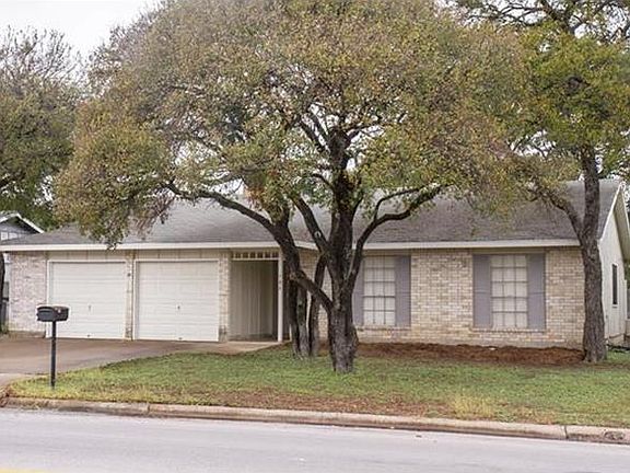 3rd image of 706 Chisholm Valley Dr