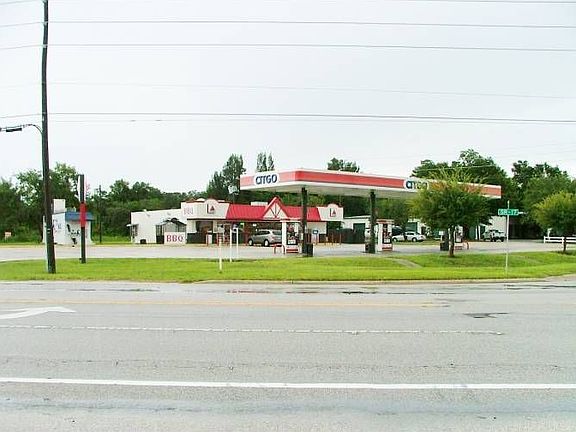4th image of 800 N Scenic Hwy
