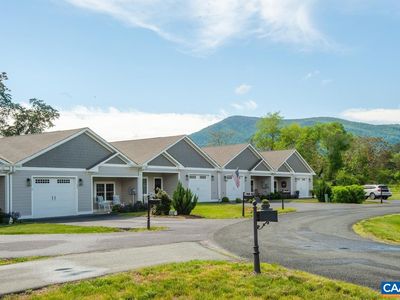 90 Apple Blossom Ct, Nellysford, VA, 22958