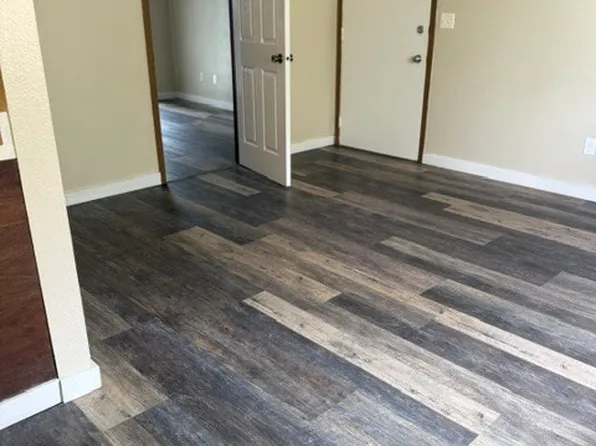 1621 S Lenter