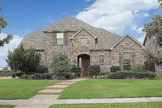 1st image of 818 Stony Passage Ln