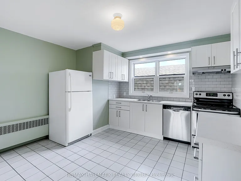 310 Byron Ave #3 — Photo 22