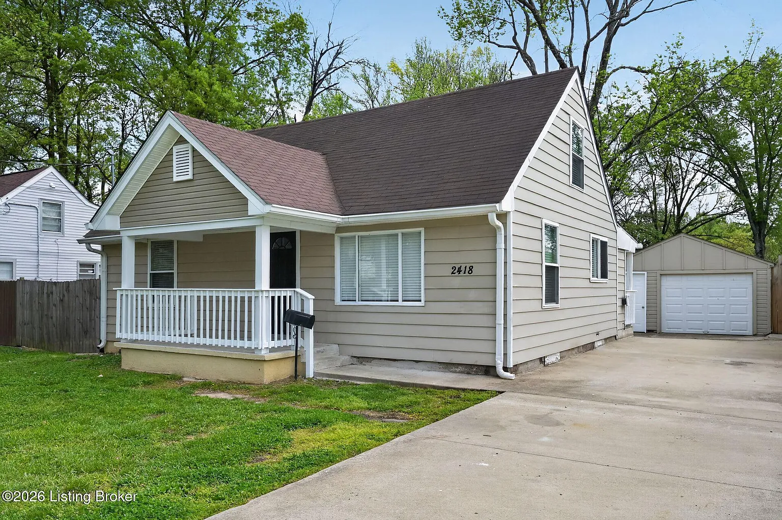 2418 Donna Rd photo 1